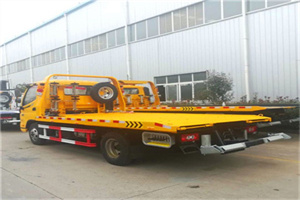 昌都附近拖车救援搭电